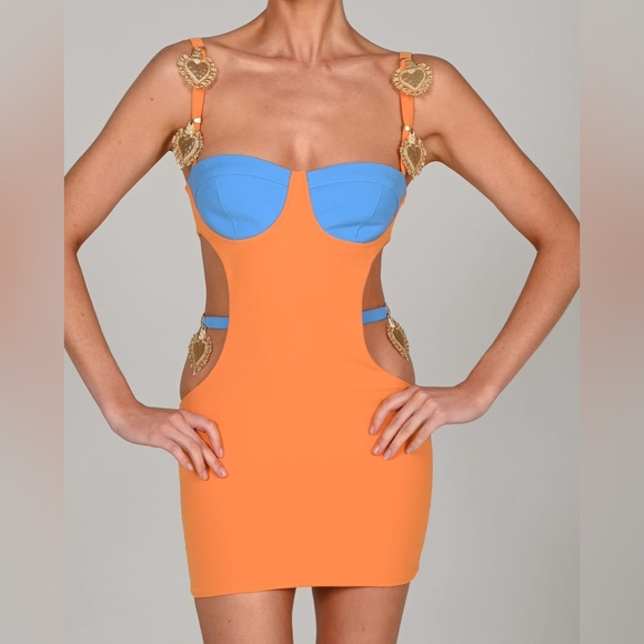 THE‎ DOLLS HOUSE Fashion Amora Mini Dress HEART CUTOUT MINI DRESS IN ORANGE XS - Picture 1 of 16